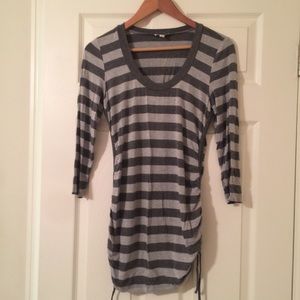 A Pea in the Pod Striped Maternity Tee Size M